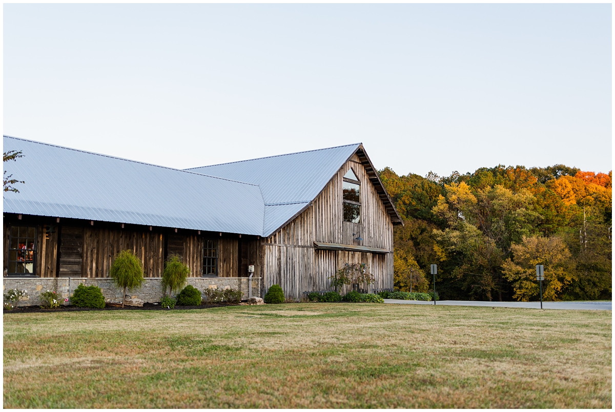 L&L Farm Wedding Venue in Nashville Tennessee during peak fall foliage.